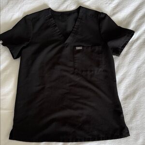 Figs Women's Black V-Neck Short Sleeve Scrub Top